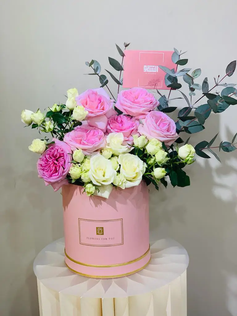 أجمل تشكيلة هدايا تخرج للبنات من الجامعة ورود وزهور التخرج